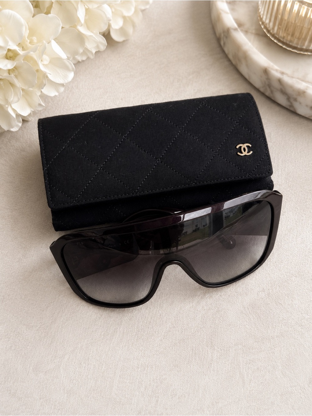 Chanel Round Sunglasses Red/Gray Gradient Eyewear